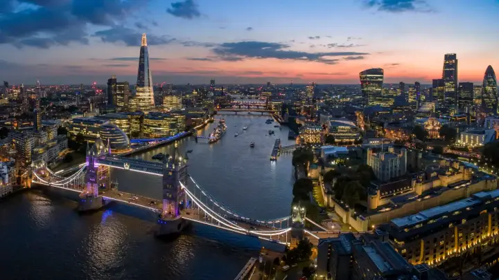 London-Stansted – Blick auf das Reiseziel