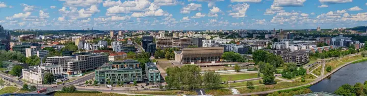 Panorama von Vilnius und dem Fluss Neris